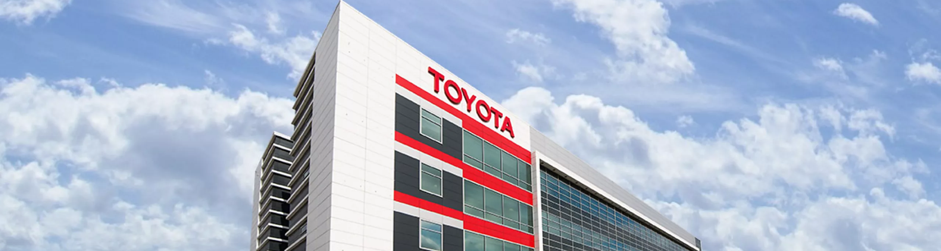 Изображение на странице TOYOTA ПОДВЕЛА ИТОГИ ПРОДАЖ В РОССИИ ЗА 2021 ГОД Тойота Центр Хабаровск